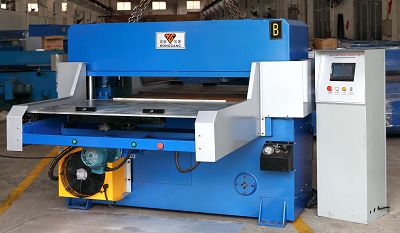 Car Interior Cutting Machine